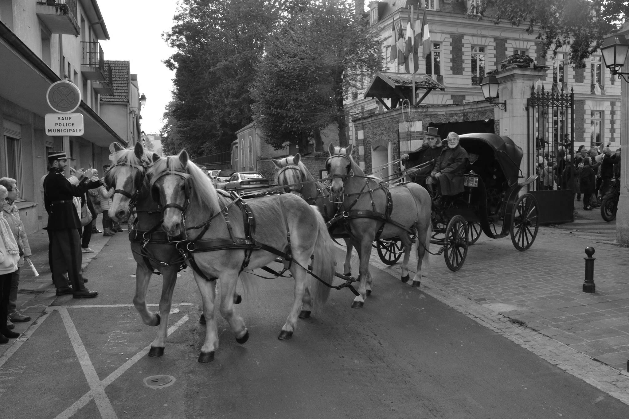 Calèche de M. le Maire 2 nb