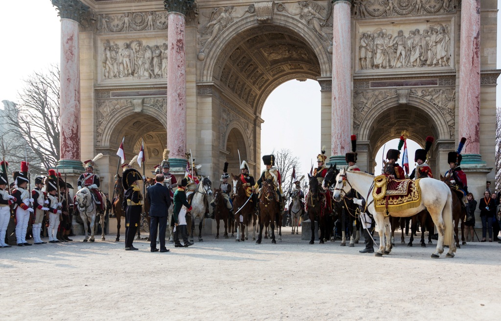 L'EMPEREUR AU CARROUSEL DU LOUVRE 1