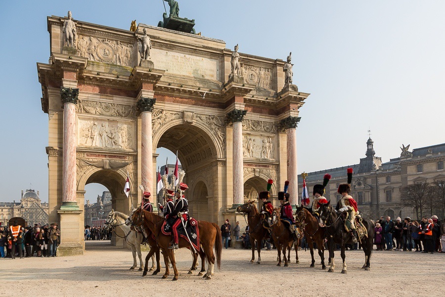 2 LES CHASSEURS AU LOUVRE 2015