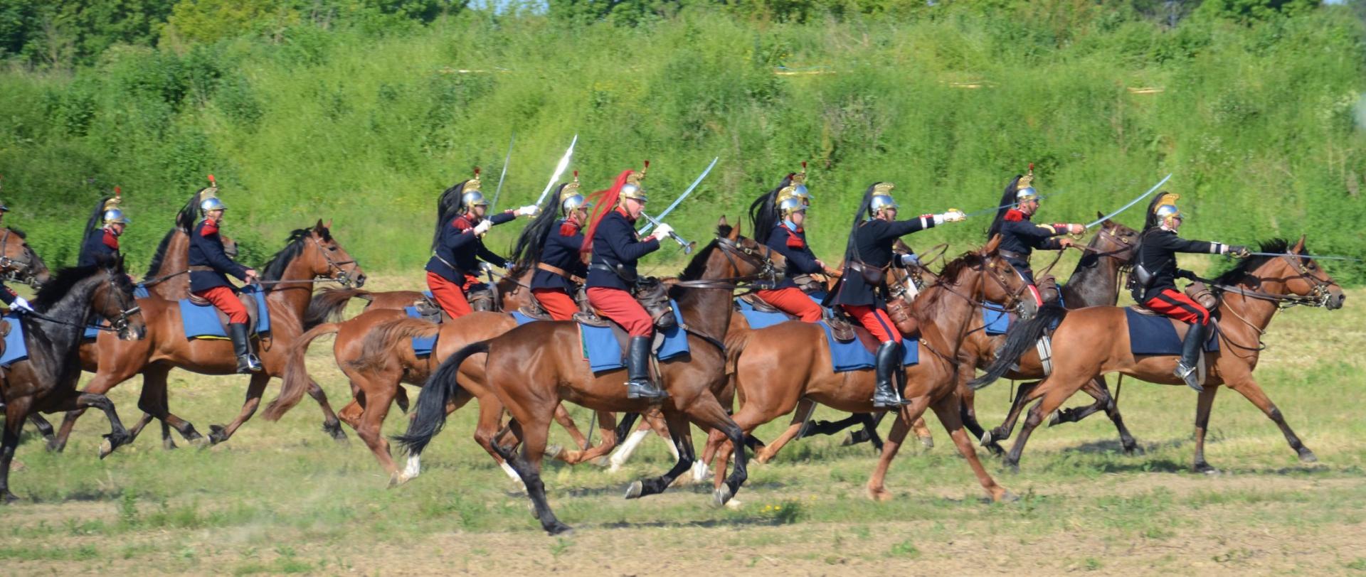 CAVALERIE D' HIER ET D'AUJOURD'HUI